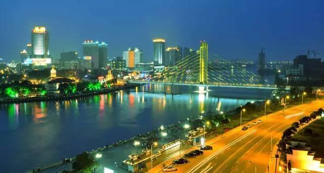 浙江盛情款待,尊敬的各位来宾与朋友们