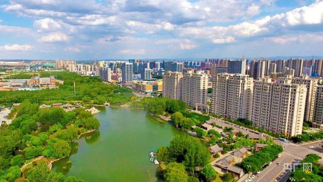 晋中日常故事,友情、家庭与温馨时光的美好交织